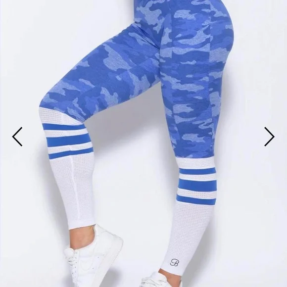 COPY - Blue Camo cross over scrunch leggings - Picture 5 of 8
